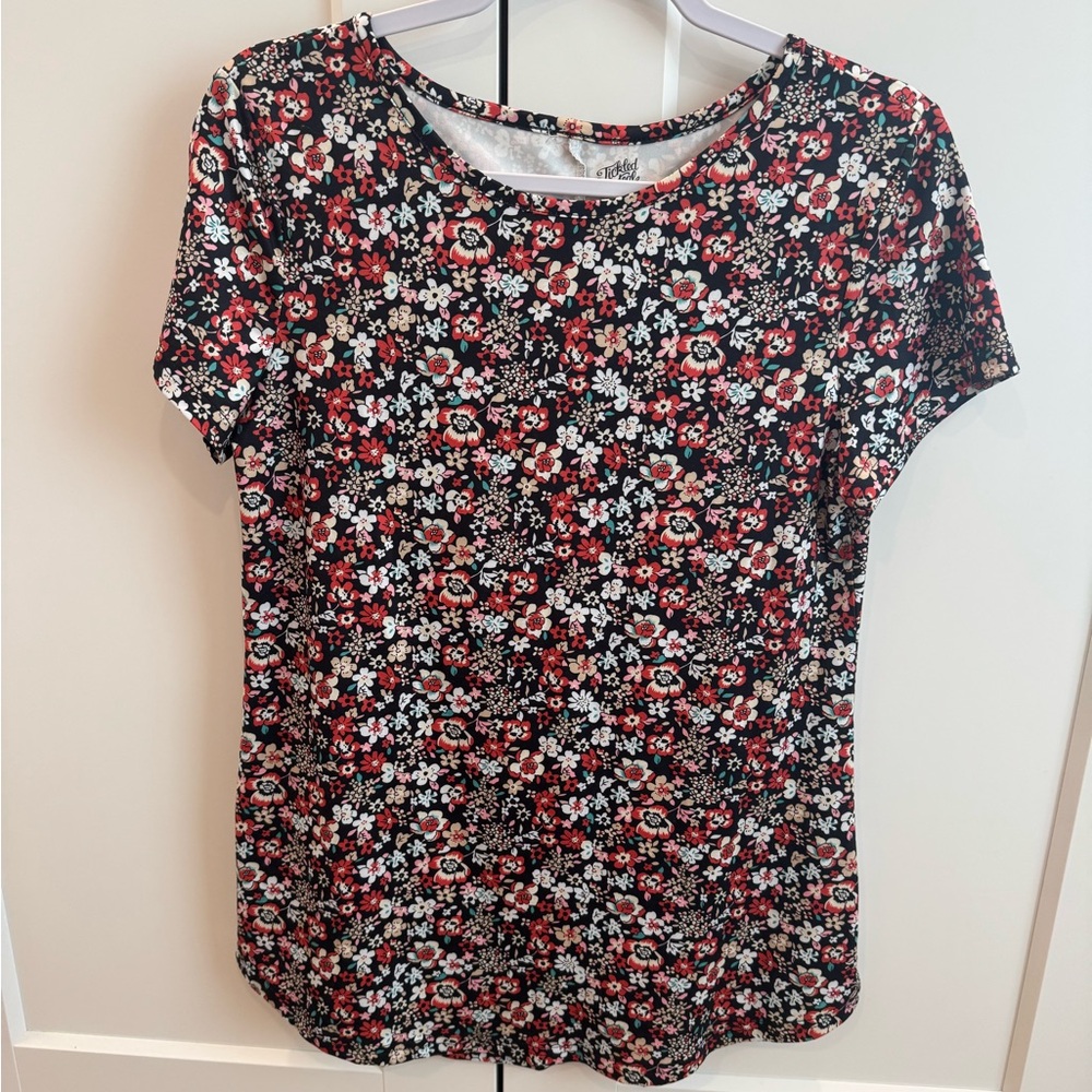 Floral Print Women's Tshirt